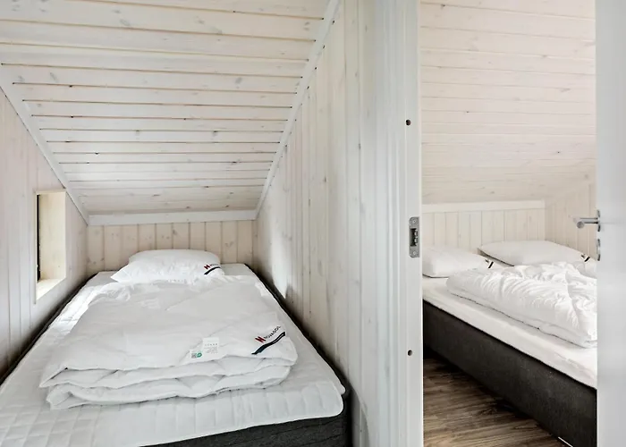 Hébergement de vacances Cozy In Vaeggerlose With Wifi Bøtø By